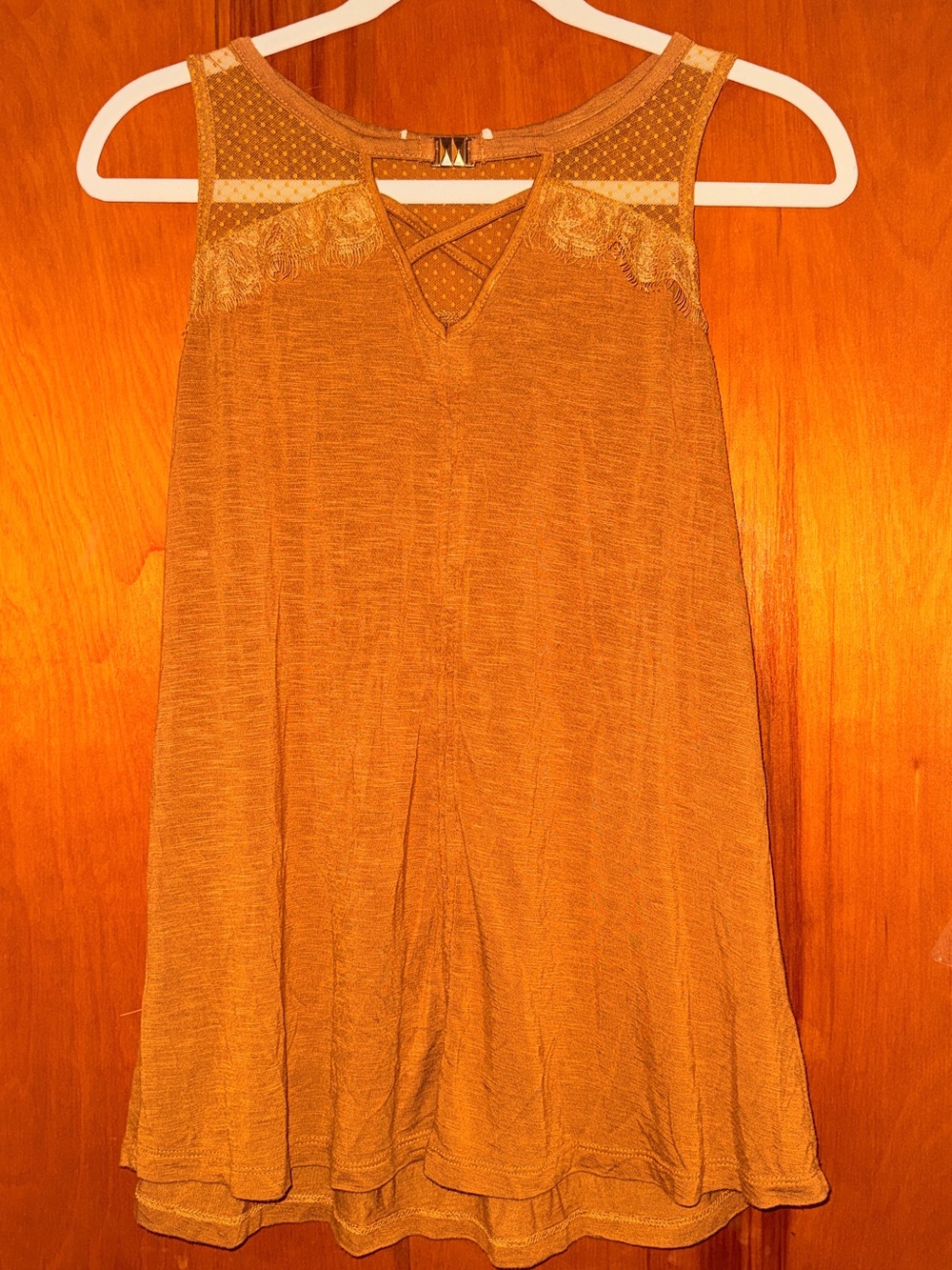 Earthy Rust Orange Lace Swiss Dot Yoke Sleeveless Flowy Cami Tank Top Medium